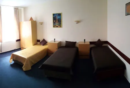 Garni Tatramonti Hotel