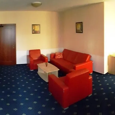 Garni Tatramonti فندق بوبراد